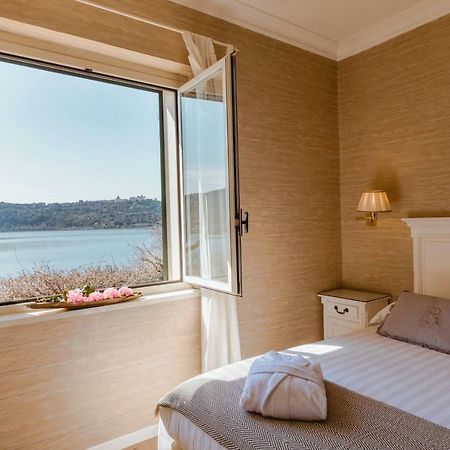 Hotel La Culla Del Lago كاستل غاندولفو المظهر الخارجي الصورة