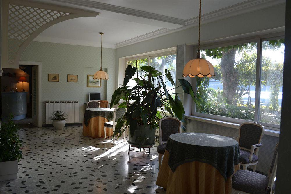 Hotel La Culla Del Lago كاستل غاندولفو المظهر الخارجي الصورة