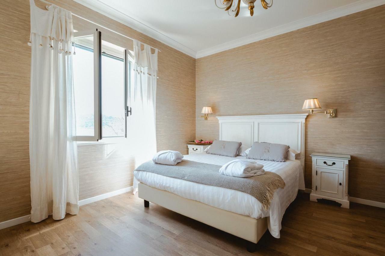 Hotel La Culla Del Lago كاستل غاندولفو المظهر الخارجي الصورة